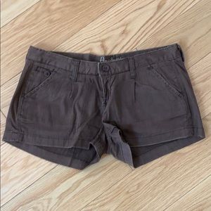Amethyst Shorts - Size 9